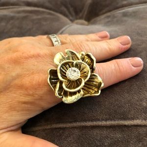 Flower ring
